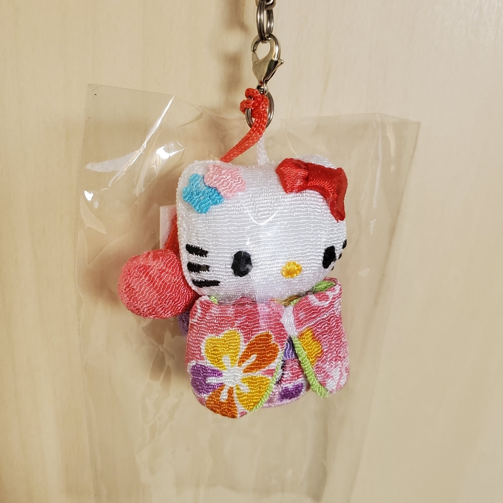 Hello Kitty Keychain